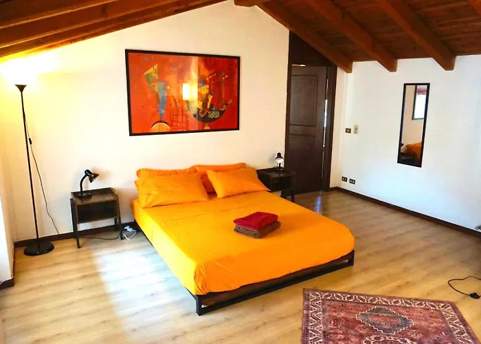 Cozy Rooms